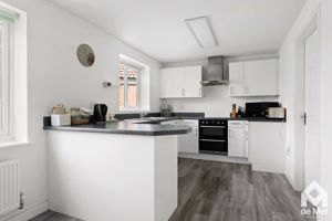 Photo 16- click for photo gallery